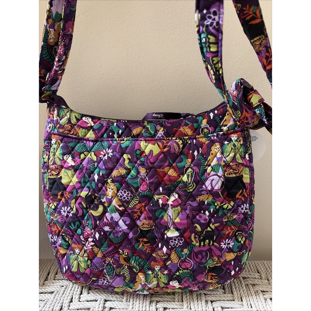 Vera Bradley Disney Hocus Pocus Sanderson Sisters Triple Zip Crossbody Bag NWT - Picture 2 of 4